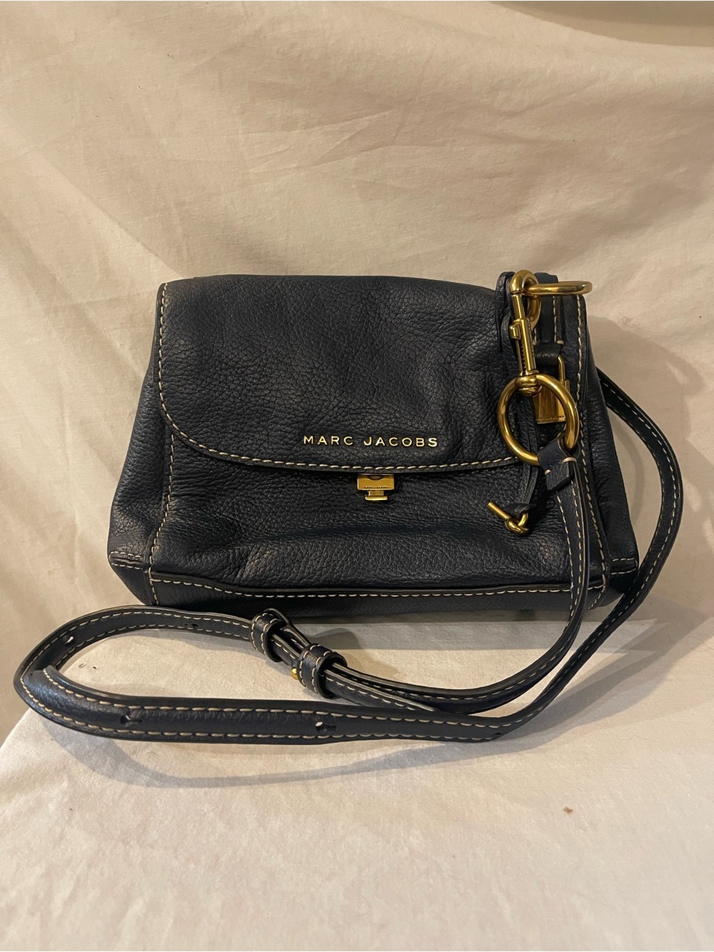 Marc Jacobs Pebble Leather Crossbody Lock Key Bag